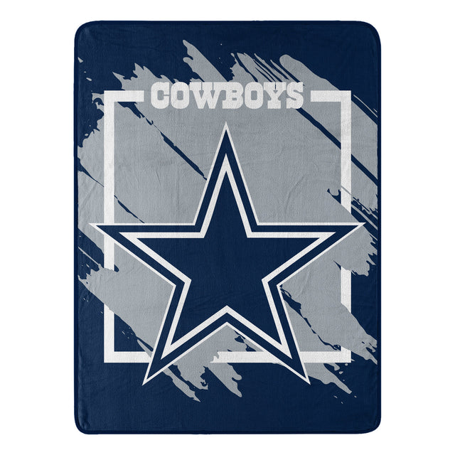 Manta de los Dallas Cowboys de 46 x 60, diseño dimensional Micro Raschel, enrollada
