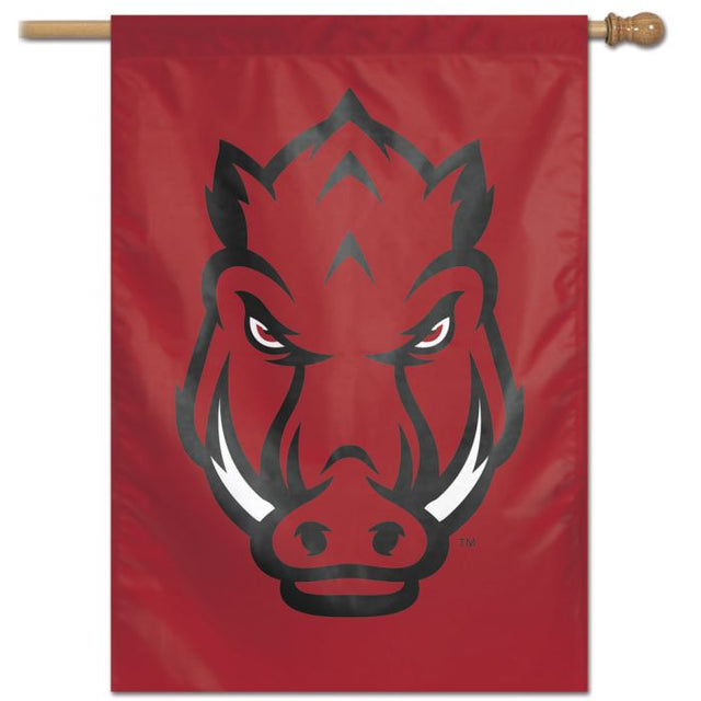 Bandera vertical de Arkansas Razorbacks de 28" x 40"