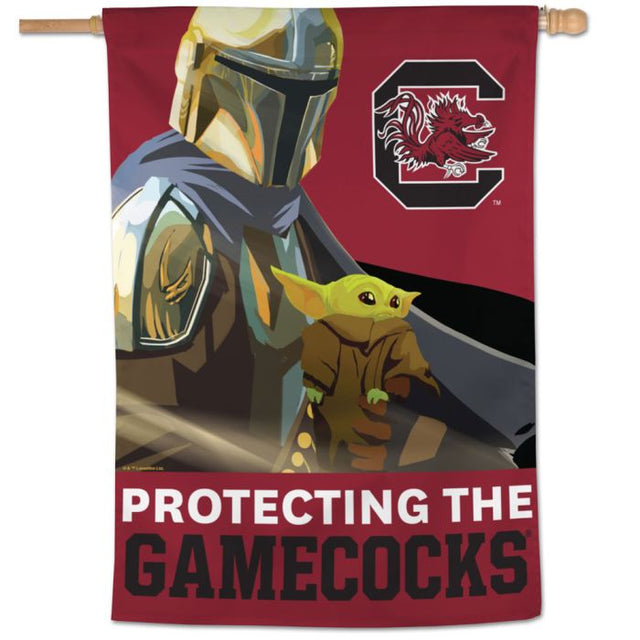 Bandera vertical de los Gamecocks de Carolina del Sur y de Star Wars Mandalorian de 28" x 40"