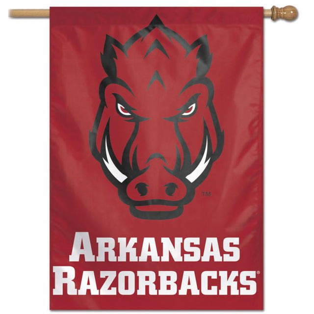 Bandera vertical de Arkansas Razorbacks de 28" x 40"