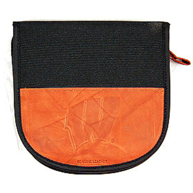 Estuche para CD de Wisconsin Badgers de piel y nailon con relieve CO