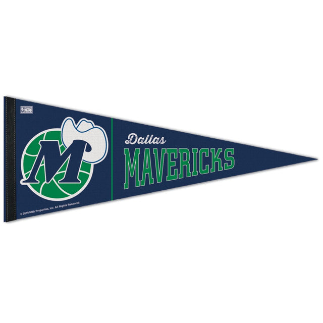 Banderín de los Dallas Mavericks de 12 x 30 pulgadas, estilo premium, madera dura, diseño clásico