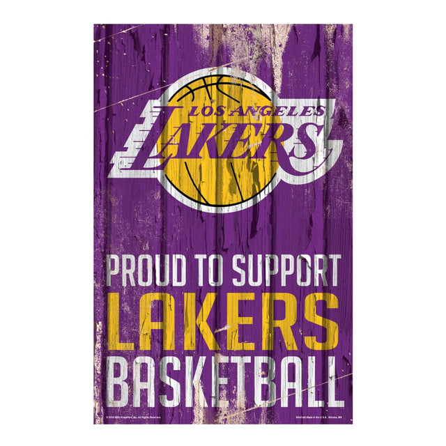 Cartel de madera de 11 x 17 de Los Angeles Lakers Orgullosos de apoyar el diseño