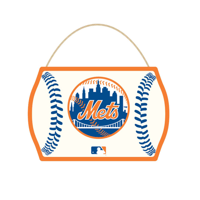 Béisbol de los Mets de Nueva York colgando de madera