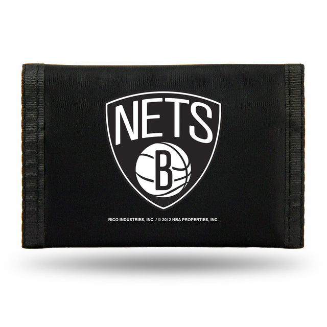 Billetera de nailon con tres pliegues de los Brooklyn Nets