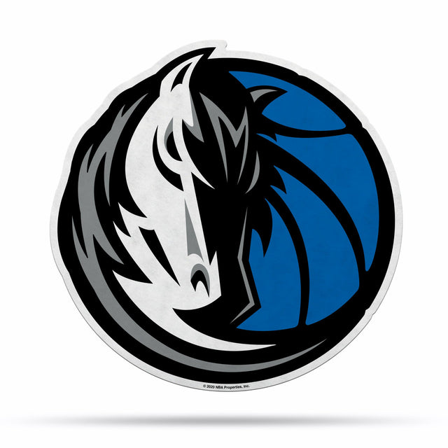 Diseño de logotipo con forma de banderín de los Dallas Mavericks