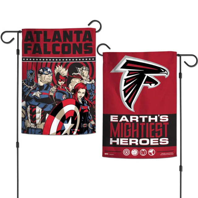 Atlanta Falcons / Marvel (C) 2021 Banderas de jardín de Marvel de 2 lados 12,5" x 18"