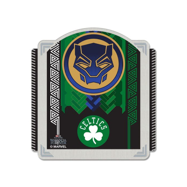Tarjeta de joyería con pin de colección de MARVEL de Boston Celtics/Marvel (c) 2022