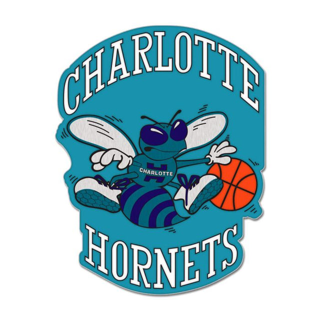 Tarjeta de joyería con pin esmaltado de colección de los Charlotte Hornets/Hardwoods