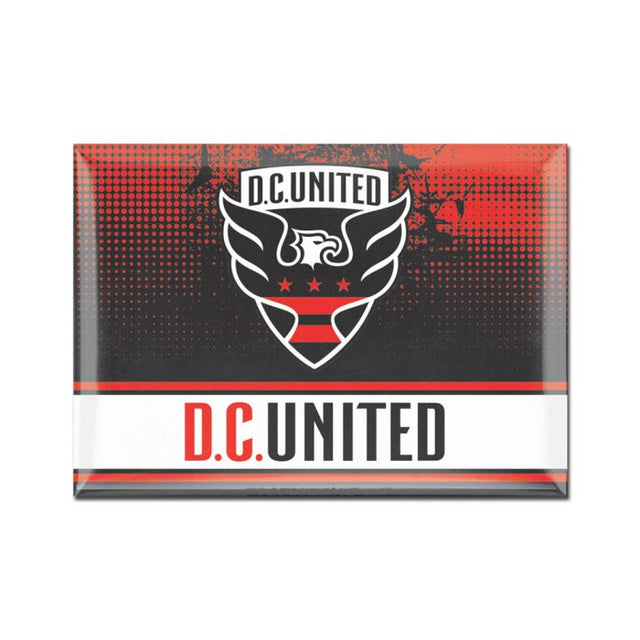 Imán metálico de DC United de 2,5" x 3,5"