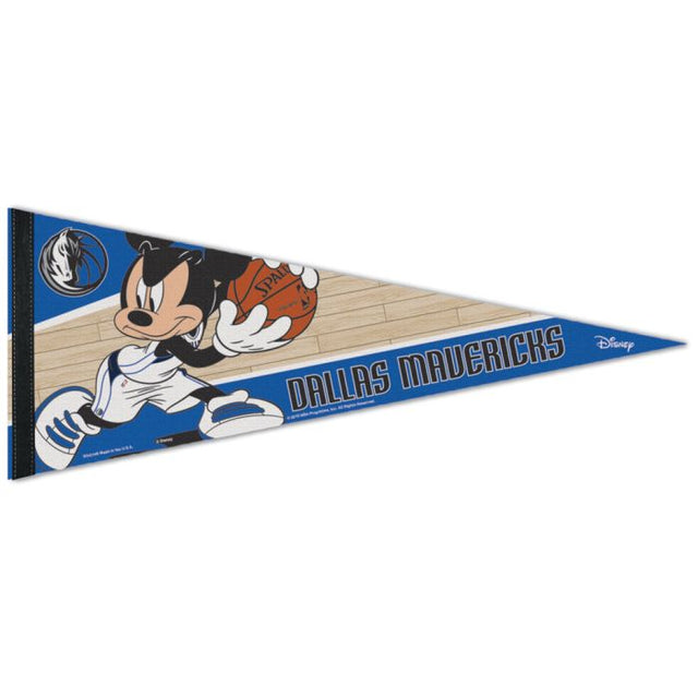 Banderín premium de los Dallas Mavericks/Disney de 30 x 76 cm