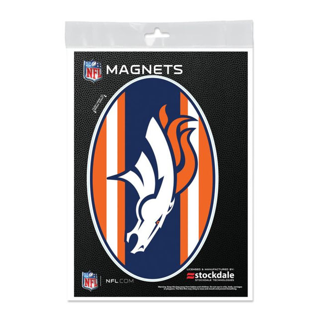 Imanes para exteriores con el logo de los Denver Broncos STRIPES de 5" x 7"