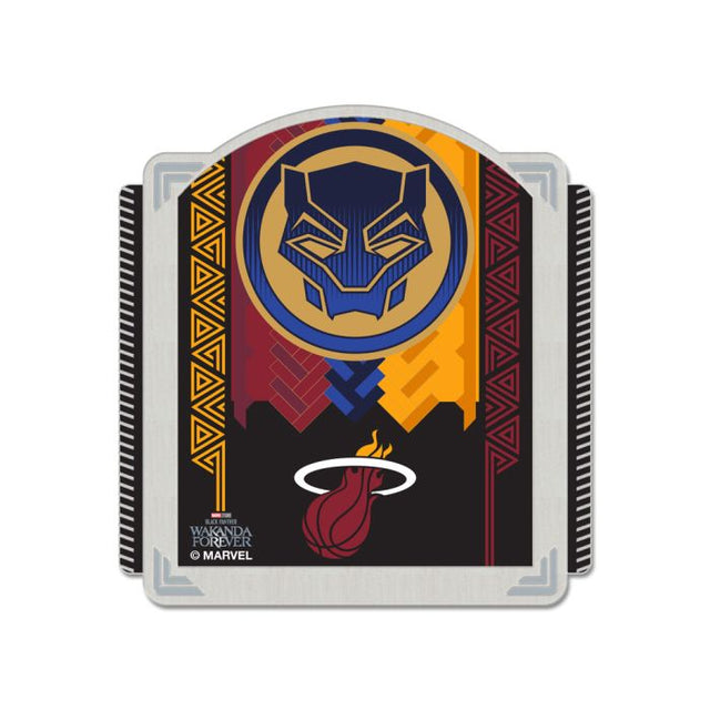 Miami Heat / Marvel (c) 2022 MARVEL Collector Pin Jewelry Card