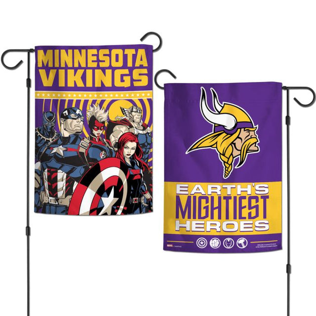 Minnesota Vikings / Marvel (C) 2021 Banderas de jardín de Marvel de 2 lados 12,5" x 18"
