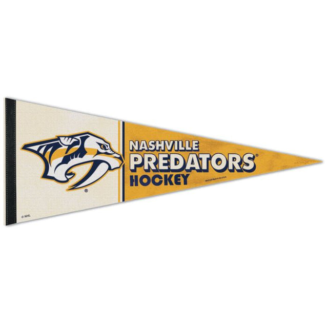 Nashville Predators / Vintage VINTAGE Premium Pennant 12" x 30"