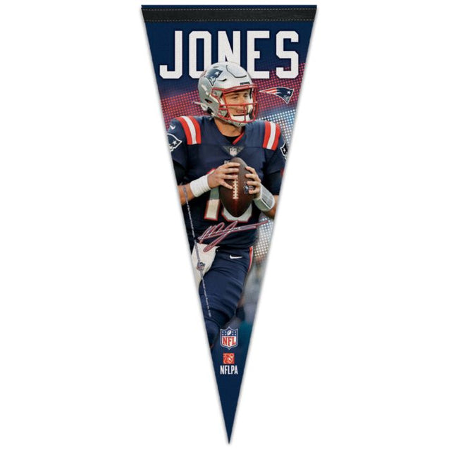 Banderín premium de los New England Patriots de 12" x 30" de Mac Jones
