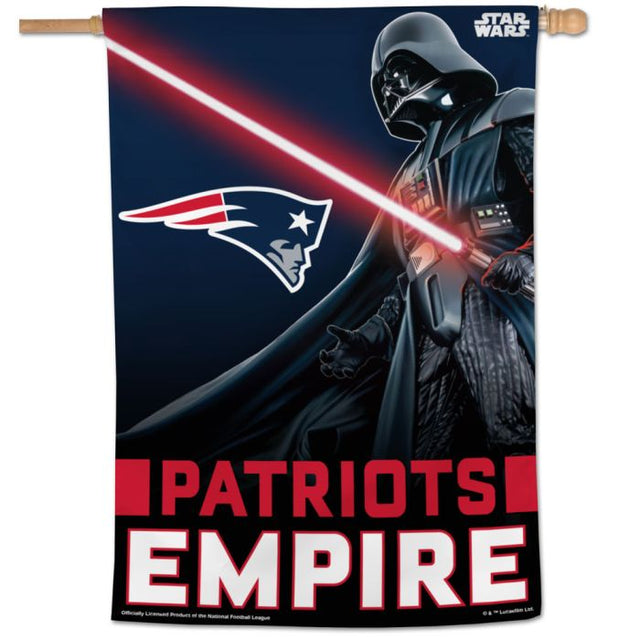 Bandera vertical de Darth Vader de Star Wars y New England Patriots de 28" x 40"