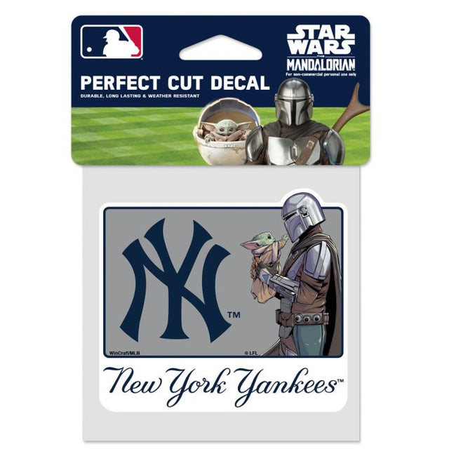 Calcomanía de color de corte perfecto de los New York Yankees / Star Wars Mandalorian de 4" x 4"