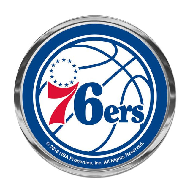 Emblema de metal cromado abovedado de los Philadelphia 76ers