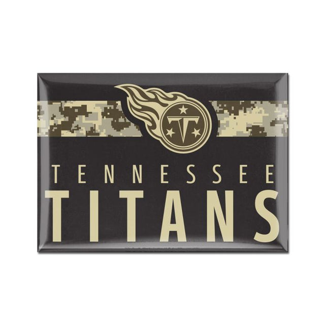 Imán de metal estándar de Tennessee Titans de 2,5" x 3,5"
