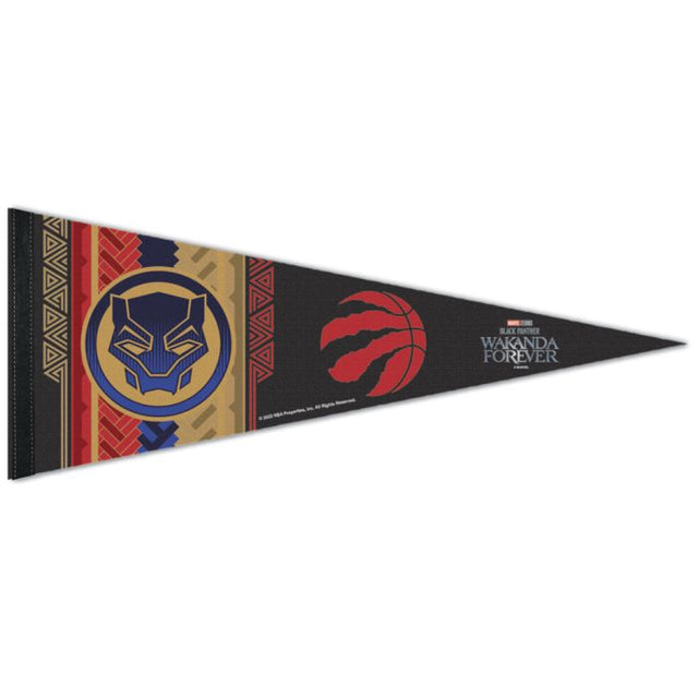 Banderín premium de Marvel de Toronto Raptors/Marvel (C) 2022 de 12" x 30"