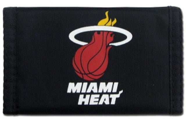 Billetera de nailon con tres pliegues de los Miami Heat