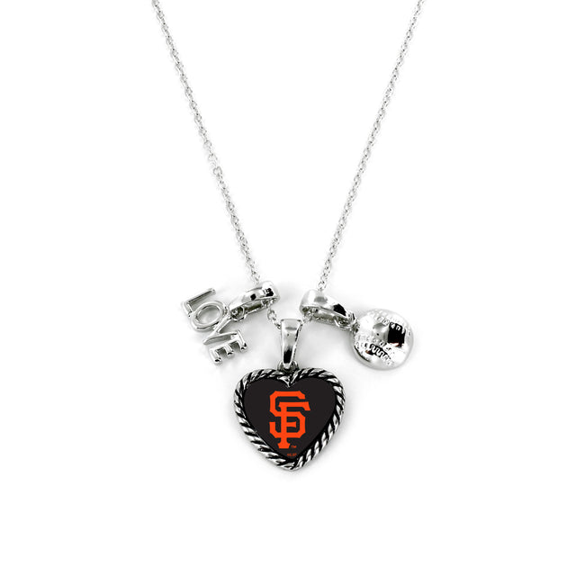 Collar con dije de los Gigantes de San Francisco con el mensaje "Amo el béisbol"