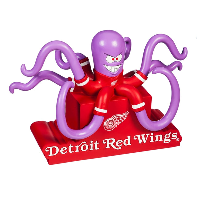 Detroit Red Wings Garden Statue Mascot Design