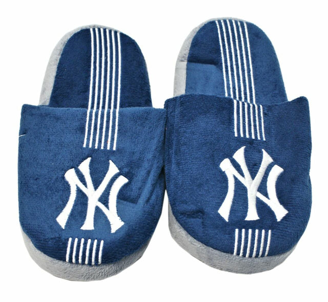 New York Yankees Slippers - Youth 8-16 Stripe (12 pc case) CO