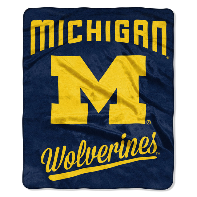 Manta de los Wolverines de Michigan, 50 x 60, diseño de Raschel Alumni