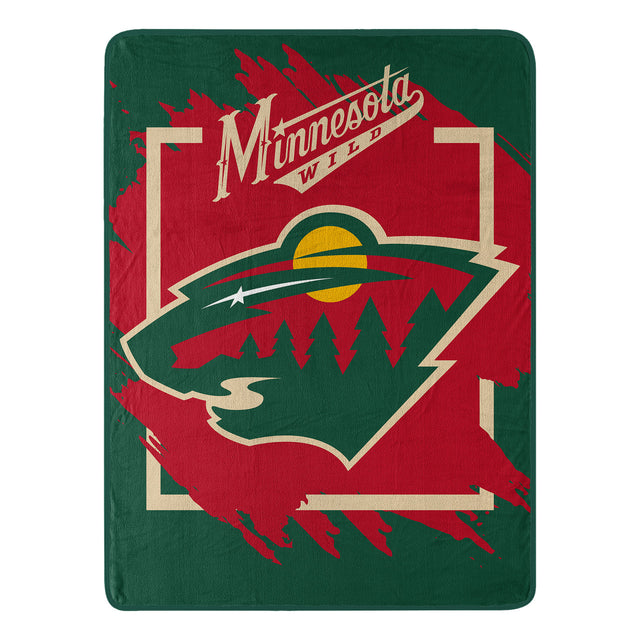 Manta Minnesota Wild de 46 x 60, diseño micro Raschel, dimensional, enrollada