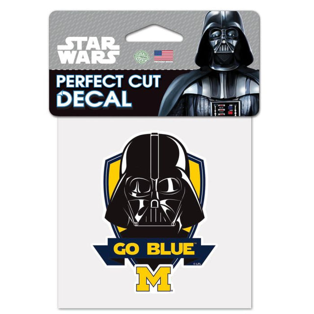 Calcomanía de color de corte perfecto de Michigan Wolverines / Star Wars Darth Vader de 4" x 4"