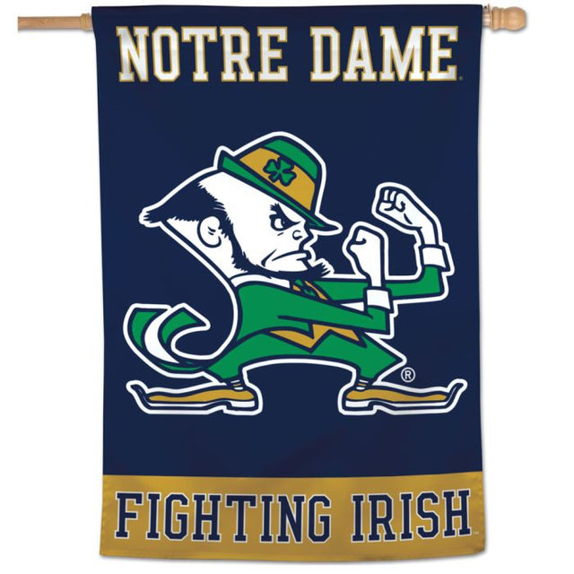 Bandera vertical de Notre Dame Fighting Irish de 28" x 40"