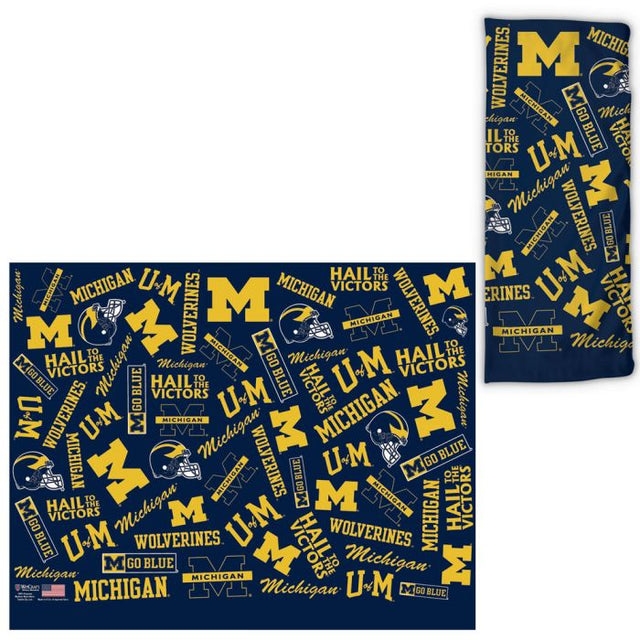 Envolturas para fanáticos con estampados dispersos de los Wolverines de Michigan