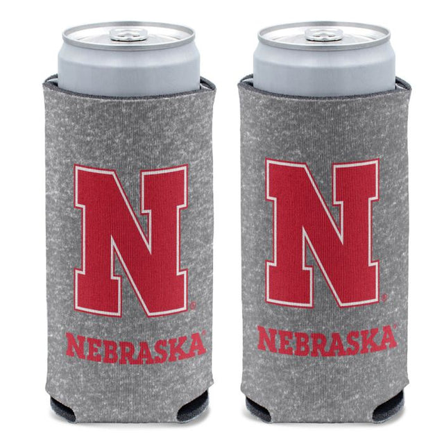 Enfriador de latas delgado de 12 oz con diseño de Nebraska Cornhuskers en color gris jaspeado