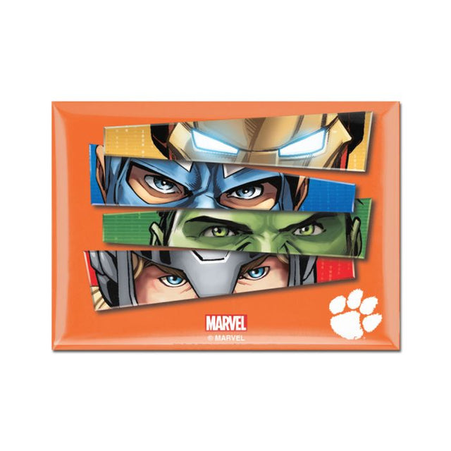 Imán de metal de 2,5" x 3,5" de los Clemson Tigers/Marvel (c) 2021