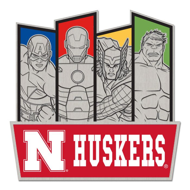 Tarjeta de joyería con pin de colección de MARVEL de Nebraska Cornhuskers/Marvel (c) 2021