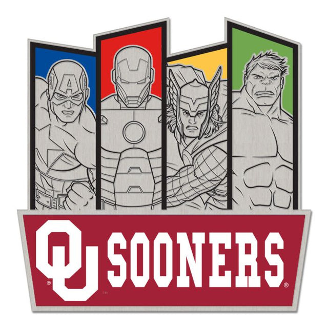 Tarjeta de joyería con pin de colección de MARVEL de Oklahoma Sooners/Marvel (c) 2021