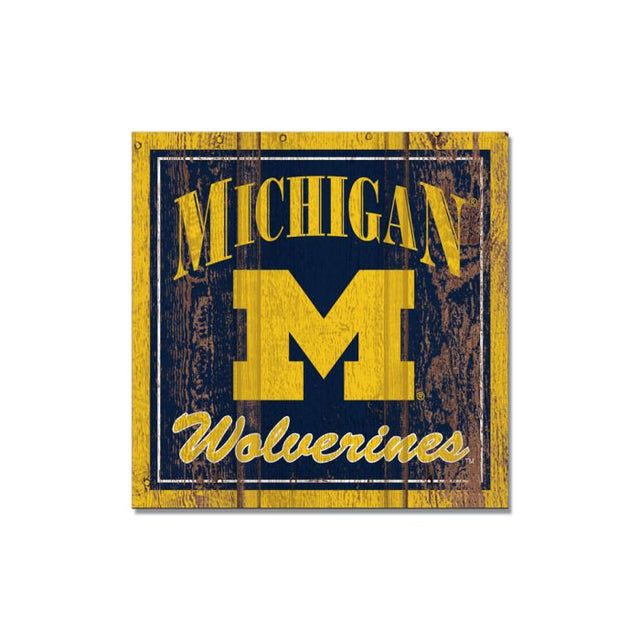 Imán de madera de los Wolverines de Michigan, 3" x 3"