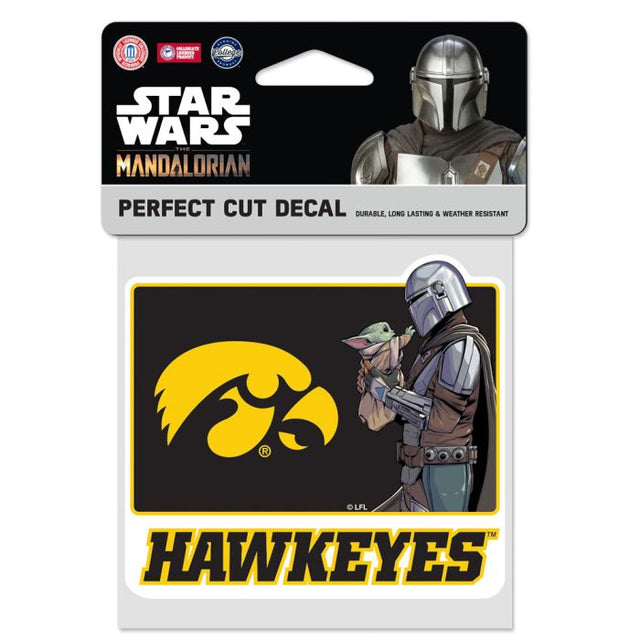 Calcomanía de color de corte perfecto de Iowa Hawkeyes / Star Wars MANDALORIAN de 4" x 4"