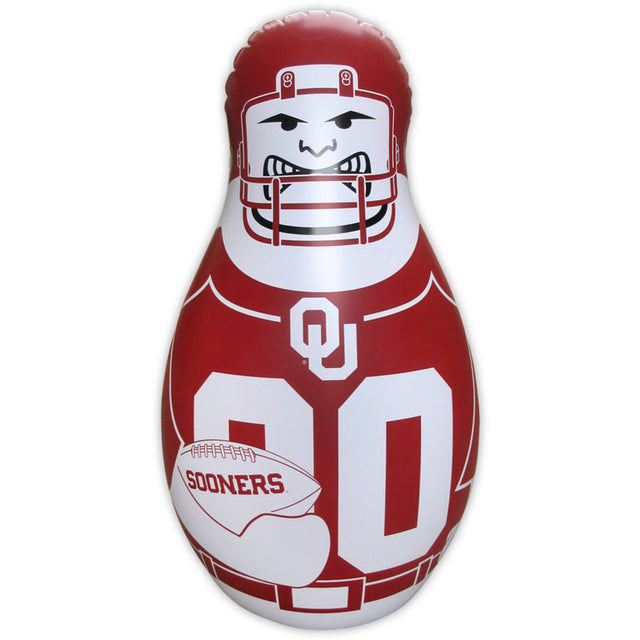 Los Sooners de Oklahoma abordan el saco de boxeo Buddy CO