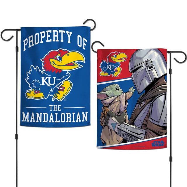 Banderas de jardín de los Kansas Jayhawks/Star Wars MANDALORIAN de 2 lados, 12,5" x 18"