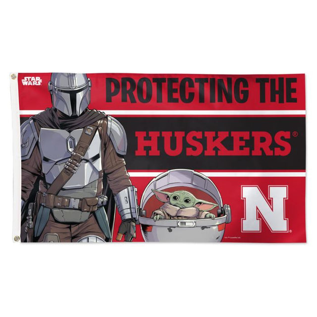 Bandera de los Nebraska Cornhuskers/Star Wars Mandalorian - Deluxe 3' X 5'