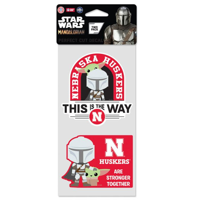 Juego de dos calcomanías de corte perfecto de Nebraska Cornhuskers/Star Wars Mandalorian de 4" x 4"