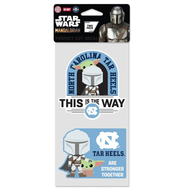 Juego de dos calcomanías de corte perfecto de North Carolina Tar Heels / Star Wars Mandalorian de 4" x 4"