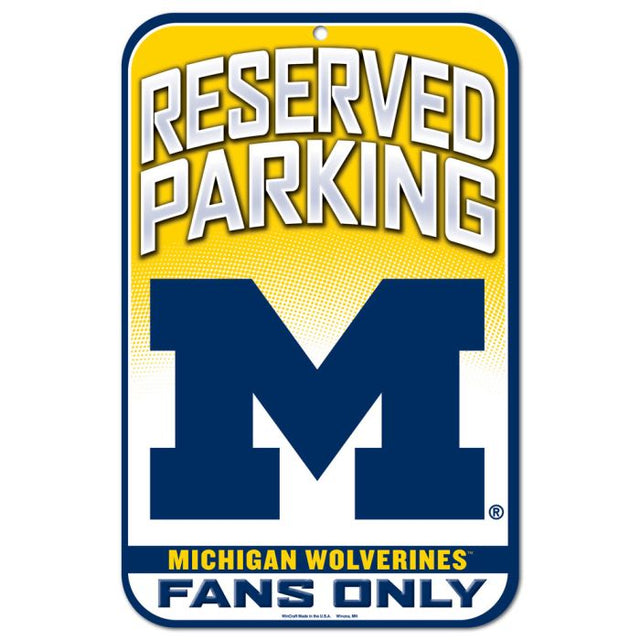 Letrero de plástico de estacionamiento reservado de los Michigan Wolverines, 11" x 17"