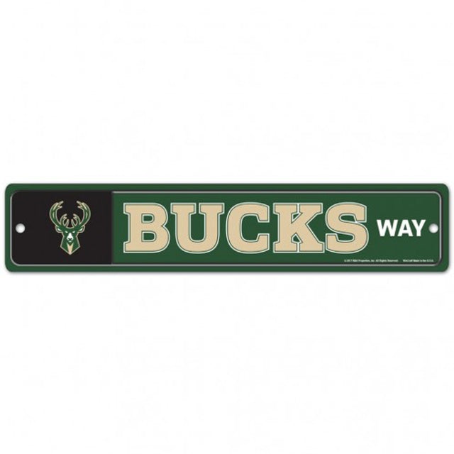 Letrero de plástico de los Milwaukee Bucks de 3,75 x 19 pulgadas, estilo callejero