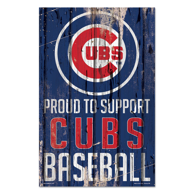 Cartel de madera de 11 x 17 de los Chicago Cubs: orgullosos de apoyar el diseño