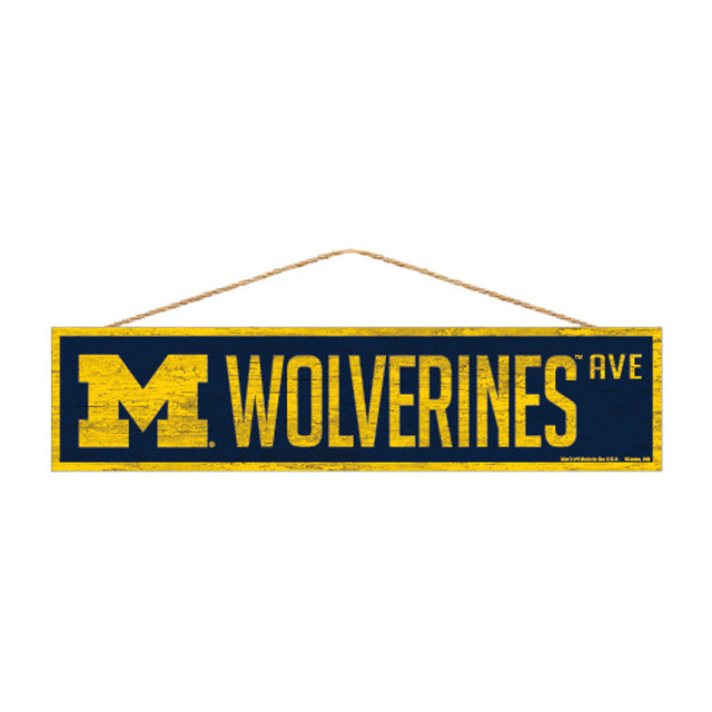 Letrero de los Wolverines de Michigan de 4 x 17 pulgadas con diseño de Wood Avenue