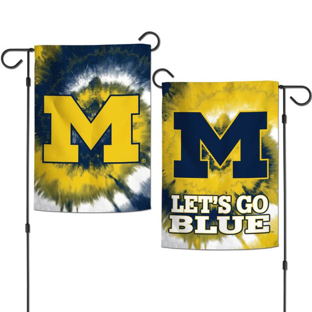 Banderas de jardín con teñido anudado de los Michigan Wolverines, de 2 lados, 12,5" x 18"